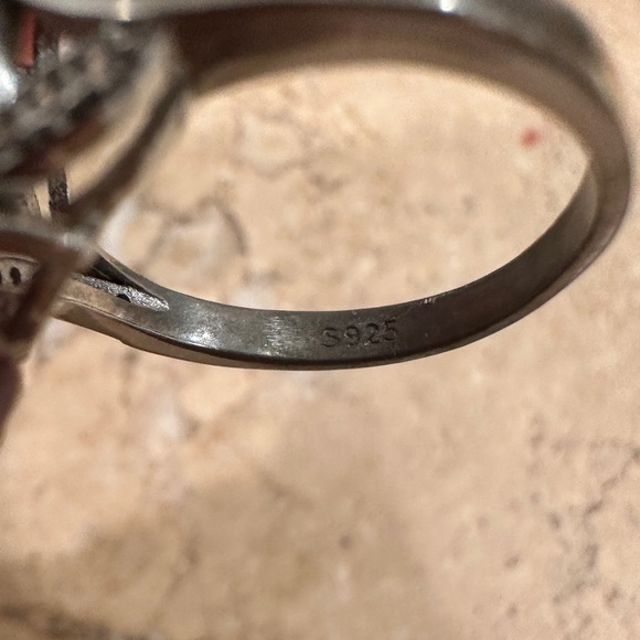 Genuine ruby 925 sterling silver ring - Picture 4 of 4